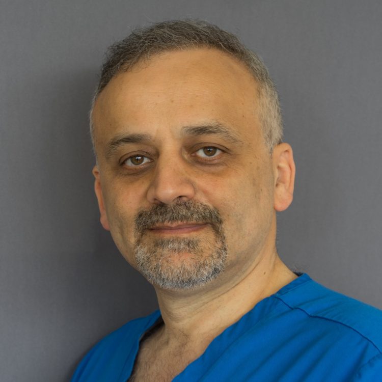 Yaser Al Daker dentist